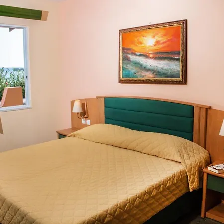 Limanaki Seafront 3*