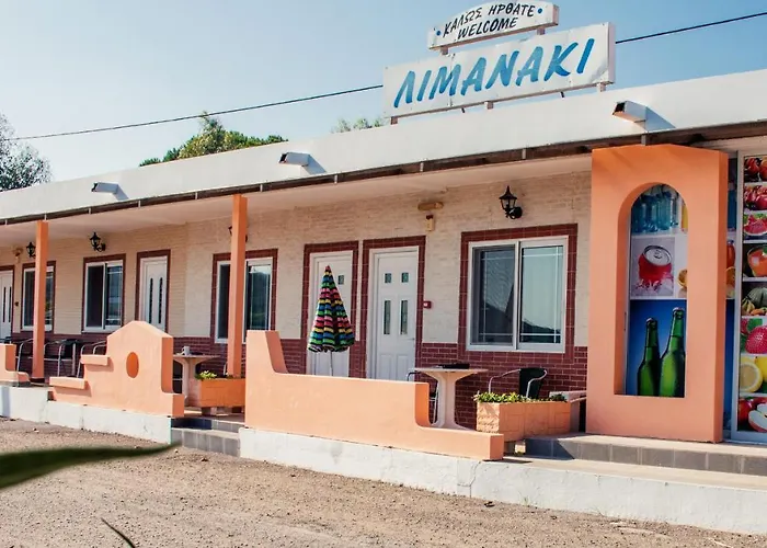 Apart-hotel Limanaki Seafront