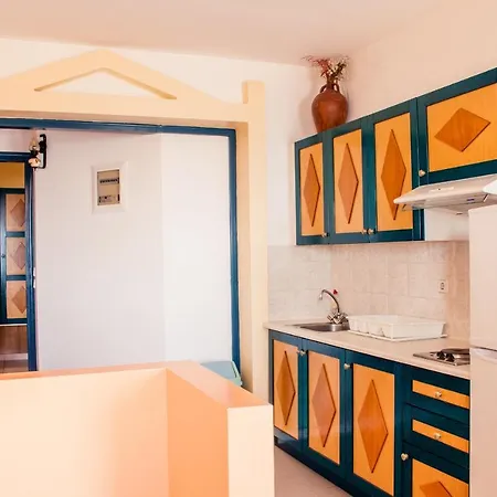 Limanaki Seafront 3* فاليراكي